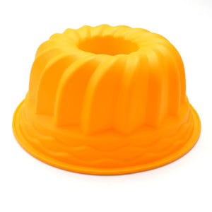 Large silicone cake mold